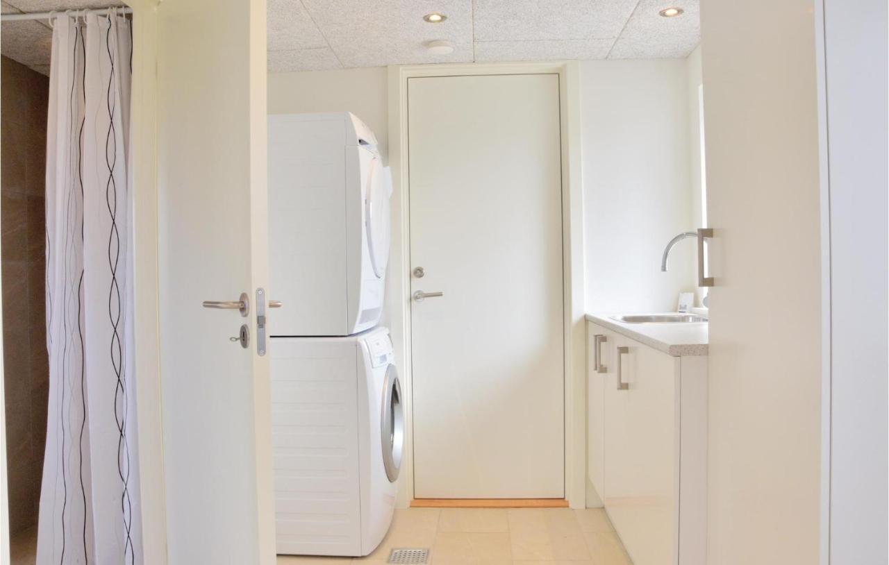 3 Bedroom Stunning Home In 링쾨빙 외부 사진